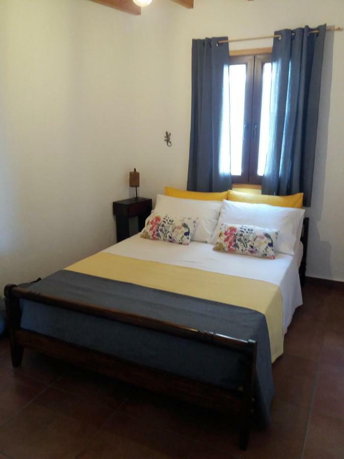 Pyrgos Villa Mokhlos Exteriör bild