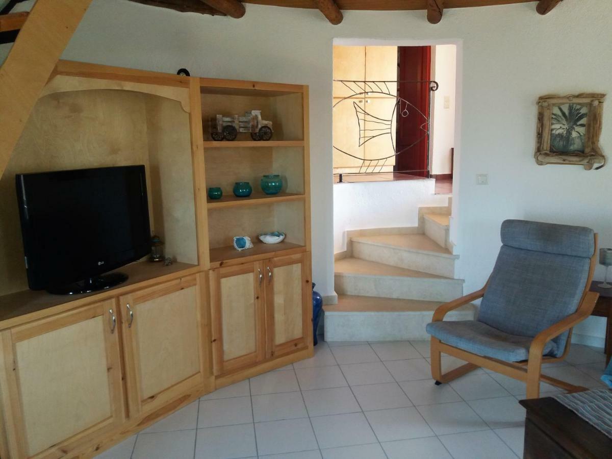 Pyrgos Villa Mokhlos Exteriör bild