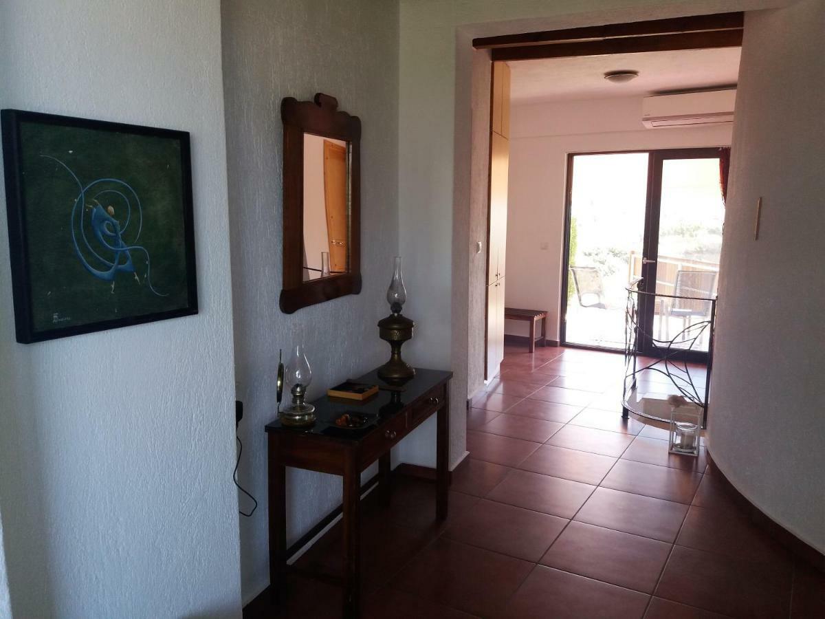 Pyrgos Villa Mokhlos Exteriör bild