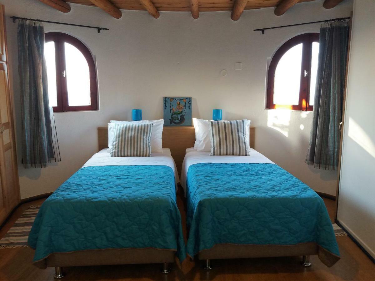 Pyrgos Villa Mokhlos Exteriör bild
